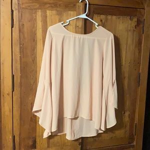 Open back, lace detailed shirt